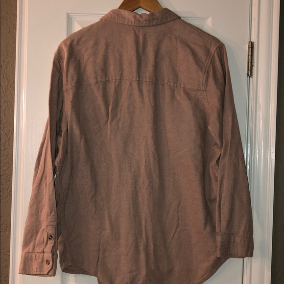 Universal Thread fall button down 🍁 - Picture 4 of 4